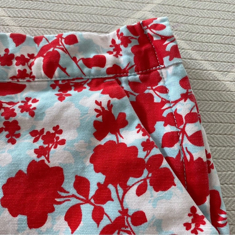 Janie and Jack Red & Blue Floral Shorts Girl’s Size 7 - Picture 2 of 7